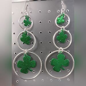 Clover Dangle Earrings (NEW)